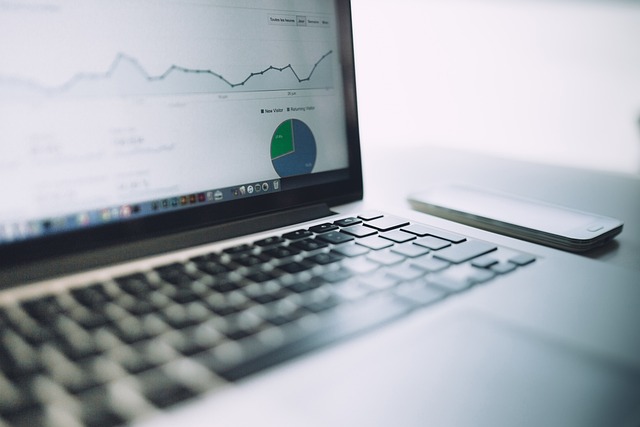 Beyond A/B Testing: Contextual Targeting as the New Performance Edge